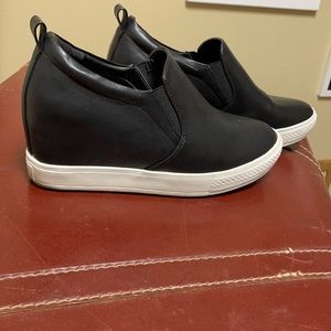 Pocono sneaker wedges